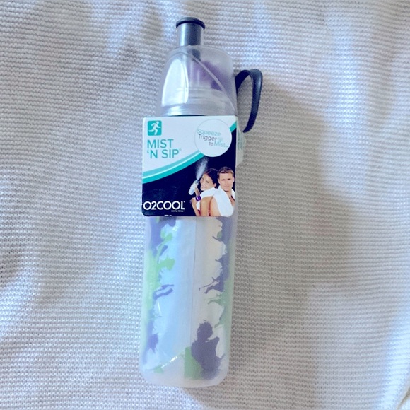 O2COOL Mist 'N Sip Water Bottle - Picture 1 of 4